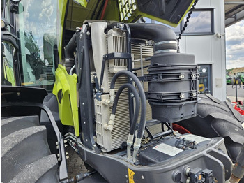 Tractor CLAAS AXION 810 CMATIC: foto 3