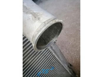 Intercooler para Camión DAF Intercooler radiator 1691394: foto 4 Intercooler para Camión DAF Intercooler radiator 1691394: foto 4