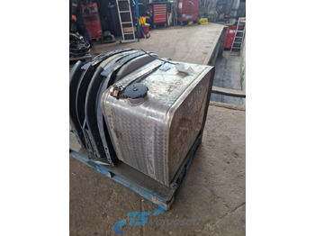 Depósito de combustible VOLVO