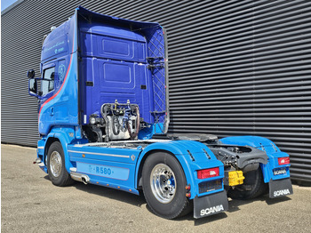 Cabeza tractora Scania R580 V8 / 2 TANKS / 4x2 / FULL AIR / PTO: foto 3