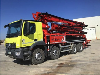 Camión bomba de hormigón MERCEDES-BENZ Arocs 4143