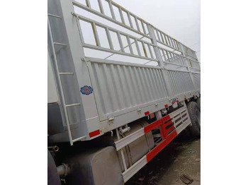 Camión caja abierta Sinotruk HOWO 6*4: foto 2 Camión caja abierta Sinotruk HOWO 6*4: foto 2