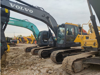 Excavadora de cadenas VOLVO EC210B