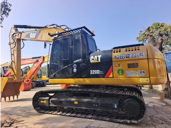 Excavadora de cadenas CATERPILLAR 320D2