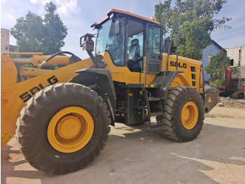 Cargadora de ruedas SDLG