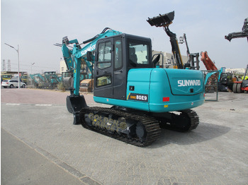 Arrendamiento de SUNWARD SWE80E9 Mini Hydraulic Excavator SUNWARD SWE80E9 Mini Hydraulic Excavator: foto 4