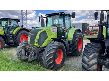 Tractor CLAAS Axion 840