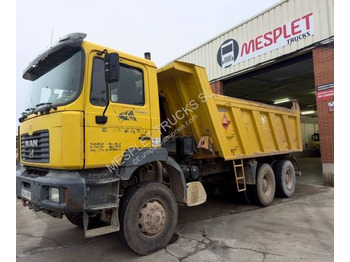 Camión volquete MAN