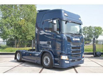 Cabeza tractora SCANIA S 450