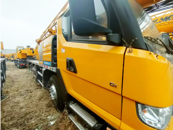 Arrendamiento de  XCMG Official XCT30_M Used Hydraulic Arm Crane For Trucks With High Quality XCMG Official XCT30_M Used Hydraulic Arm Crane For Trucks With High Quality: foto 2