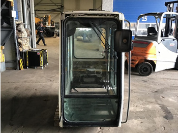 Cabina e interior LIEBHERR