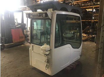 Cabina e interior LIEBHERR