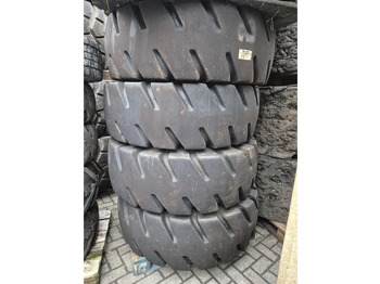 Neumáticos y llantas LIEBHERR