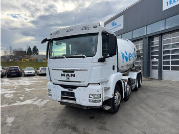 Camión hormigonera LIEBHERR