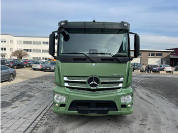 Arrendamiento de MERCEDES Actros 2543 6x2 MERCEDES Actros 2543 6x2: foto 2