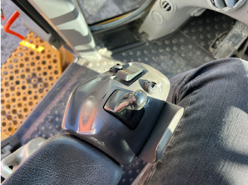 Cargadora de ruedas VOLVO L180H: foto 5