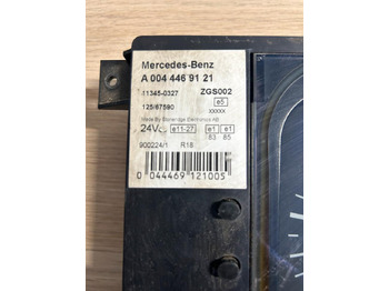 Salpicadero para Camión Mercedes Benz Econic Kombiinstrument / Tacho A0044469121: foto 3