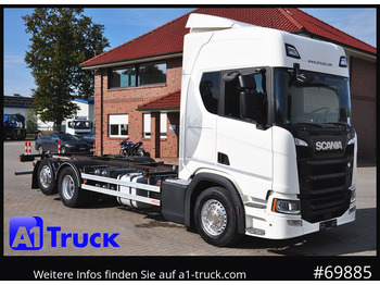 Camión portacontenedore/ Intercambiable SCANIA R 450