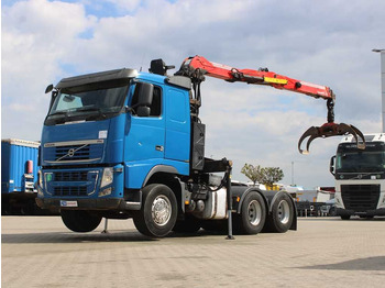 Camión forestal VOLVO FH