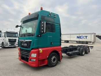 Camión chasis MAN TGX 26.500