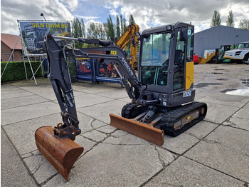 Miniexcavadora Volvo ECR25D met 2562 uur: foto 2 Miniexcavadora Volvo ECR25D met 2562 uur: foto 2