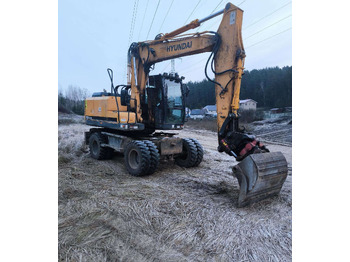 Excavadora de ruedas HYUNDAI