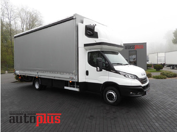 Furgoneta con lona IVECO Daily