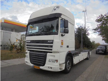 Camión portacontenedore/ Intercambiable DAF XF 105 410