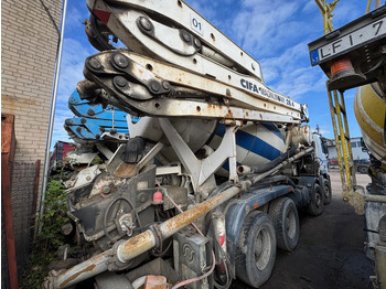 Camión bomba de hormigón Mercedes-Benz Actros 3244 + Cifa Magnum MK 28.4: foto 4 Camión bomba de hormigón Mercedes-Benz Actros 3244 + Cifa Magnum MK 28.4: foto 4