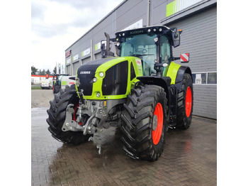 Tractor Claas Axion 930: foto 4