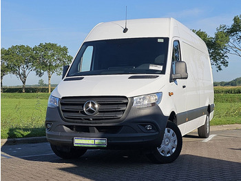 Furgón MERCEDES-BENZ Sprinter 317