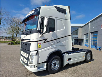 Arrendamiento de Volvo FH4-460 / VEB+ / DOUBLE TANK / FRIDGE / AUTOMATIC / EURO-6 / 2018 Volvo FH4-460 / VEB+ / DOUBLE TANK / FRIDGE / AUTOMATIC / EURO-6 / 2018: foto 1