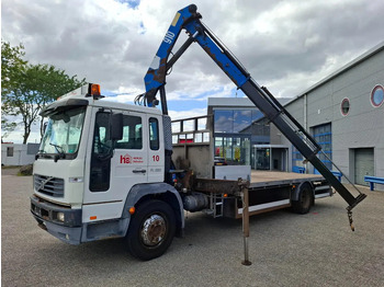 Camión grúa VOLVO FL6 220