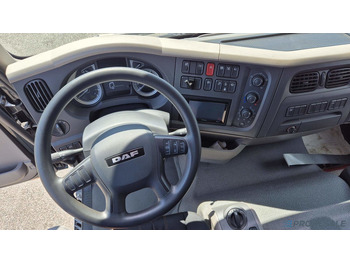 Camión lona DAF LF 290 FA Sleeper Cab EURO 6 - valník s plachtou: foto 5