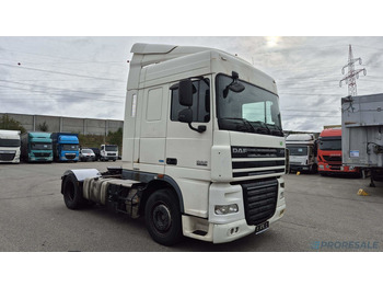 Cabeza tractora DAF XF 105 460