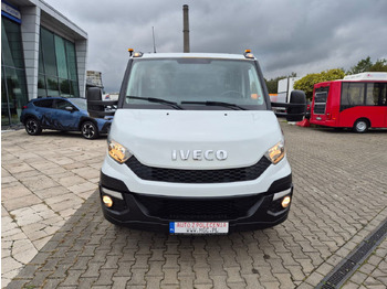Arrendamiento de IVECO Daily 35 35S15 / Doka / 1 Owner / LOW KM / 7 Seats IVECO Daily 35 35S15 / Doka / 1 Owner / LOW KM / 7 Seats: foto 3