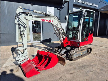 Miniexcavadora TAKEUCHI