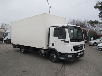 Furgoneta caja cerrada MAN