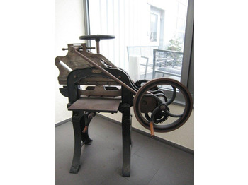 Máquina cortadora de papel