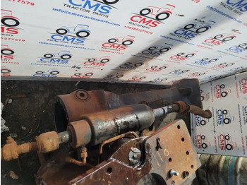 Eje delantero Deutz Agrotron 110 Zf As2035 Front Axle Housing Rhs, Bolster 4475.305.300: foto 5 Eje delantero Deutz Agrotron 110 Zf As2035 Front Axle Housing Rhs, Bolster 4475.305.300: foto 5