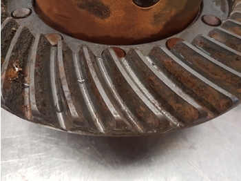 Diferencial para Maquinaria agrícola Ford New Holland 7840, Ts, 40, Bevel Gear And Differential 81866326, F0nn4209ca: foto 2
