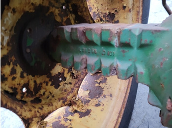 Eje posterior JOHN DEERE