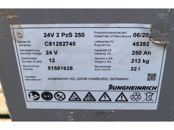 Acumulador para Equipo de manutención Jungheinrich unknown | Battery 24 2PZS250 year 2022 weight 212 kg sn. C8182745 o: foto 3