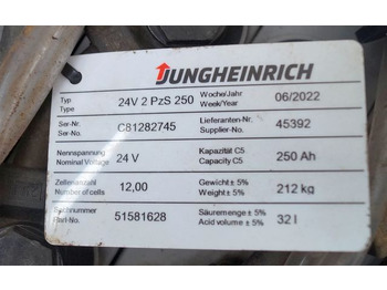 Acumulador para Equipo de manutención Jungheinrich unknown | Battery 24 2PZS250 year 2022 weight 212 kg sn. C8182745 o: foto 4