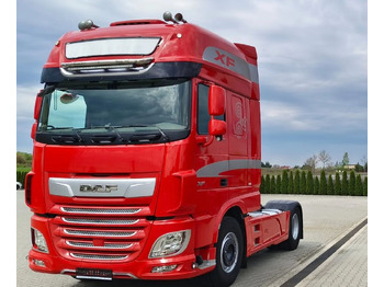 Cabeza tractora DAF XF 530