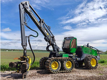 Procesadora forestal JOHN DEERE