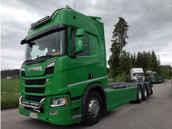 Camión chasis SCANIA R 580