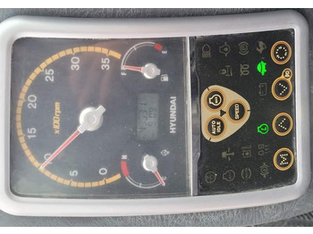 Excavadora de ruedas Hyundai ROBEX 55W-9 EXCAVATOR / SPROWADZONY Z FRANCJI: foto 3 Excavadora de ruedas Hyundai ROBEX 55W-9 EXCAVATOR / SPROWADZONY Z FRANCJI: foto 3