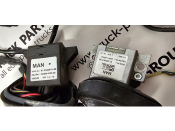 Recambio para Camión nuevo MAN MAN TGX / TGS EURO6 steering controllers set, driving position buttons, steering column switch, steering stalk 81255016035, 81464306026, 81258056006, 81255090159, 81255090188, 81259370064, 81258056005: foto 3