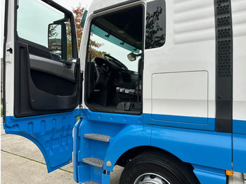 Cabeza tractora MAN TGX 26.480 / NL TRUCK / RETARDER / EURO 6 / 6X2 / LIFT+STEER AXLE / 60T: foto 4